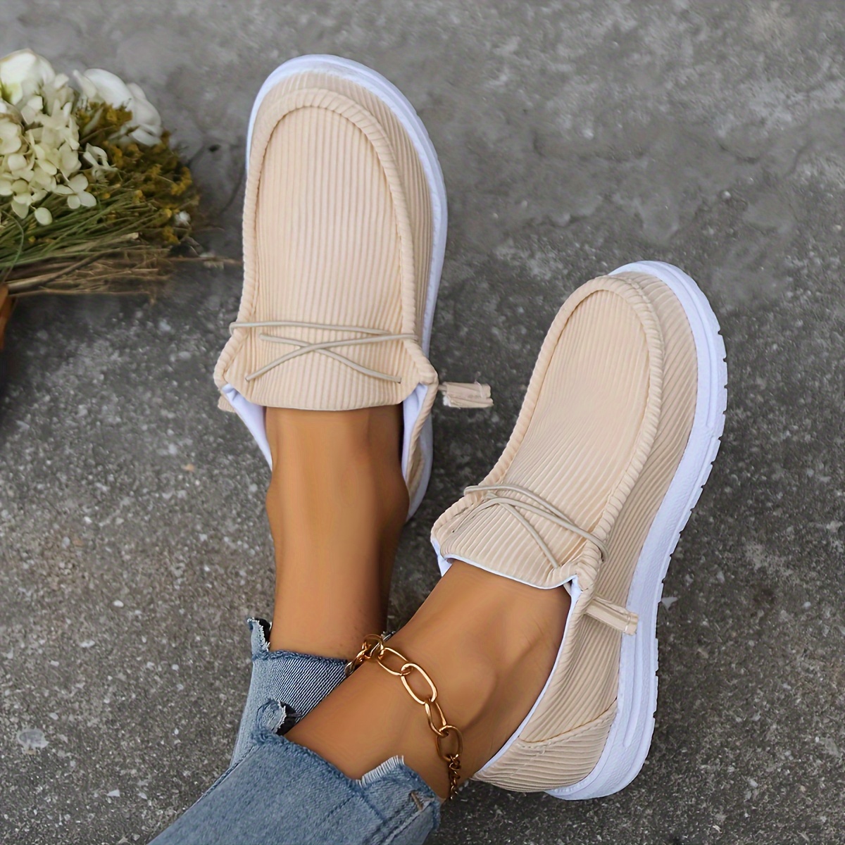 Women s Solid Color Casual Sneakers, Slip On Lightweight Soft Sole Walking Shoes, Low-top Comfort Daily Footwear details 1