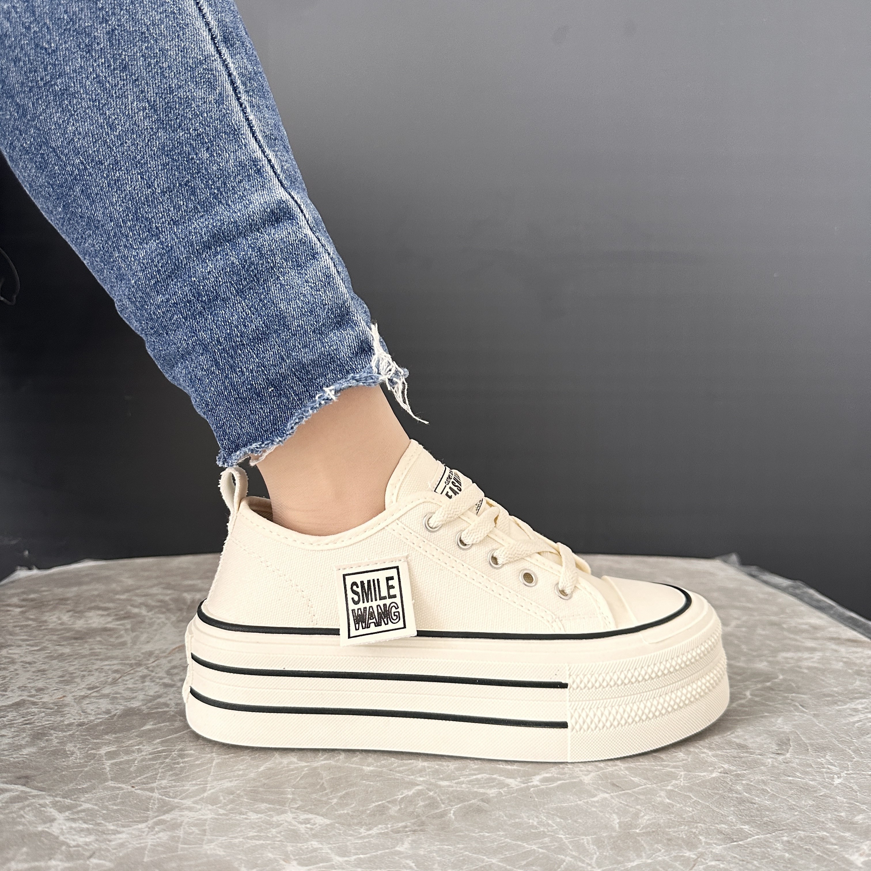 Women s Simple Platform Canvas Shoes, Casual Lace Up Outdoor Shoes, Comfortable Low Top Shoes details 5